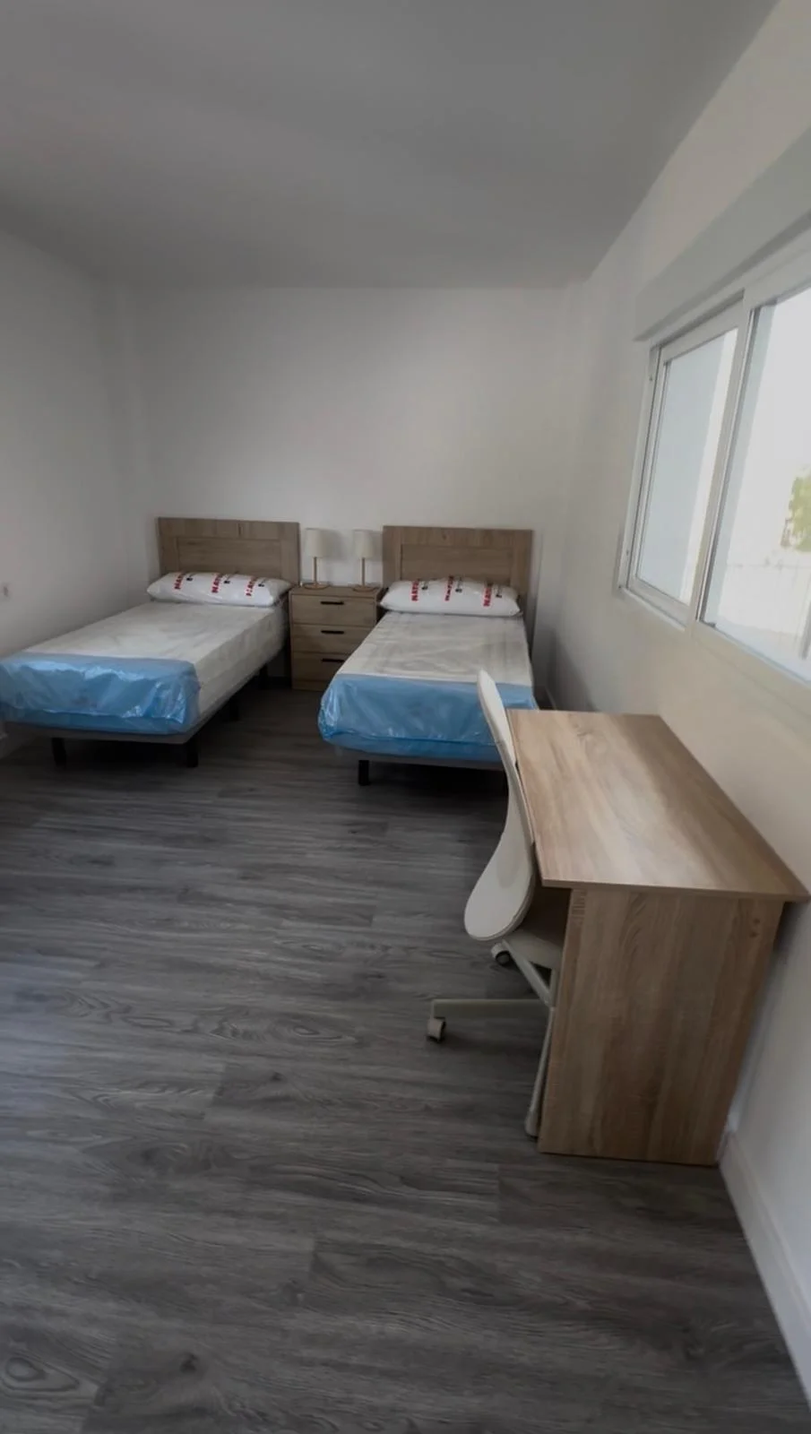 Habitación doble con balcón y baño exterior privado — Casa Vera Cartagena